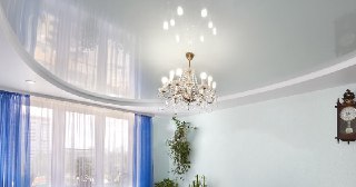Глянцевый потолок Урай, цена от 4473 руб.